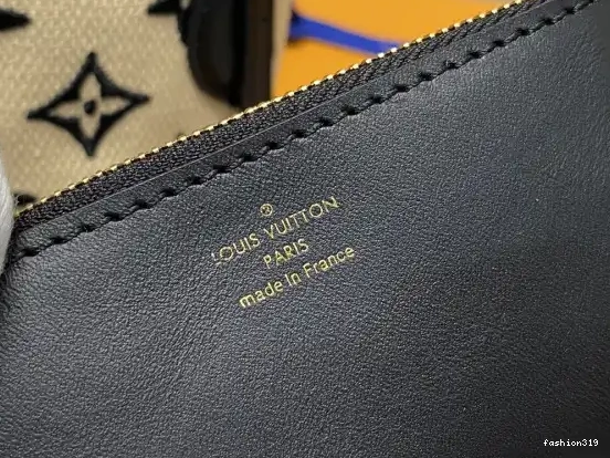 VUITTON LOUIS BUCKET NANO 0417